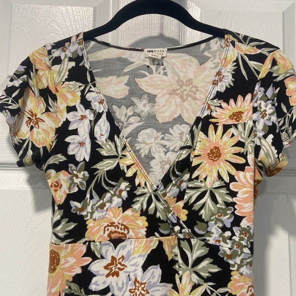 Billabong Dress - Picture 3 of 4